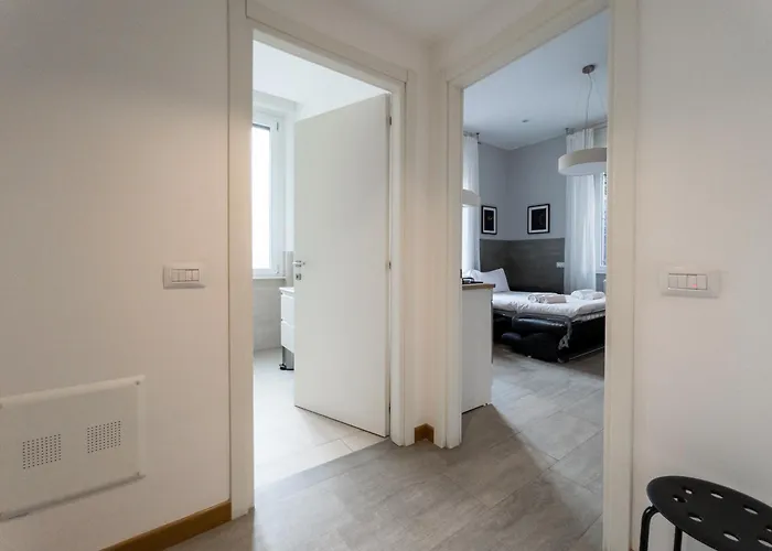 Rrrapido Holy And - Via Sardegna 3*