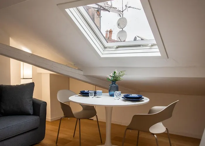 Via Crespi Attic - M1 Pasteur - 10min To Duomo *