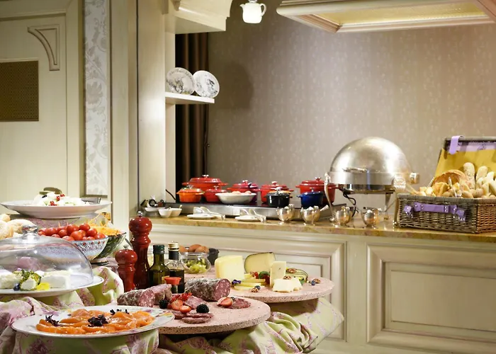 Chateau Monfort - Relais & Chateaux فندق 5*