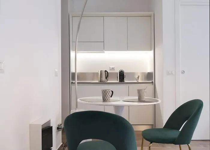 Comecasa Stylish -15 Min Walk To Duomo