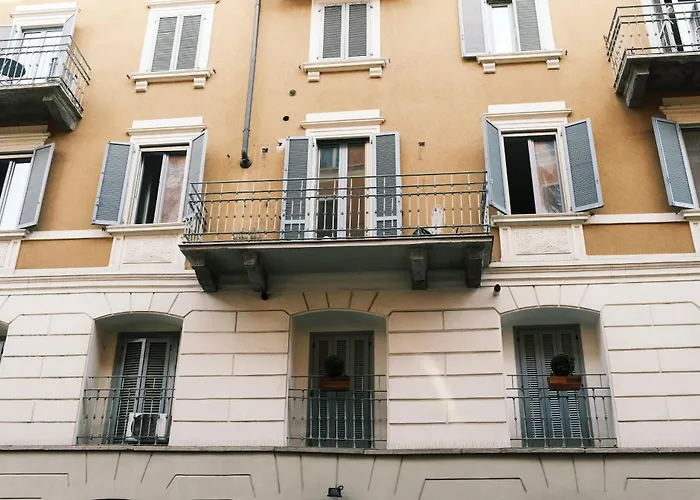 Comecasa Stylish -15 Min Walk To Duomo Διαμέρισμα *