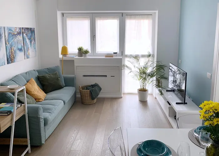 Cardano Blue - 5 Min Da Stazione Apartamento *