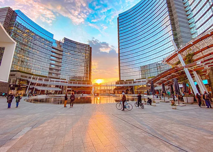 Cardano Blue - 5 Min Da Stazione *