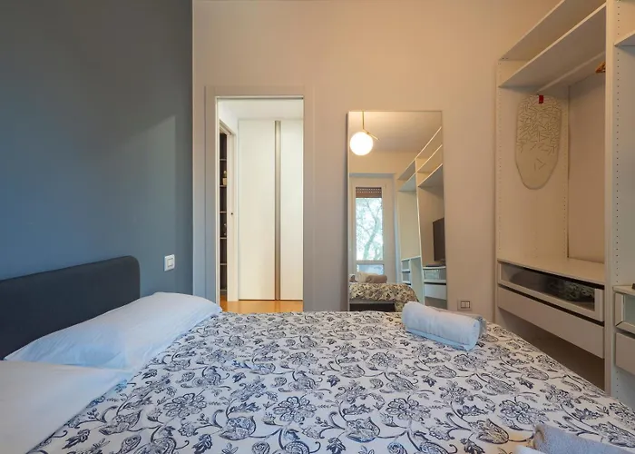In Stile, Comodo Ed Elegante Appartement