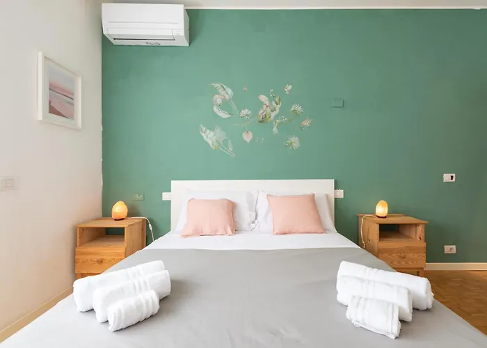 Duomo - Fondazione Prada --- Cozy Aparment דירה