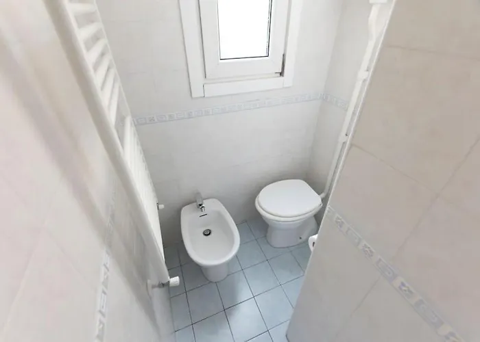 We - Watt18 House Navigli Mediolan