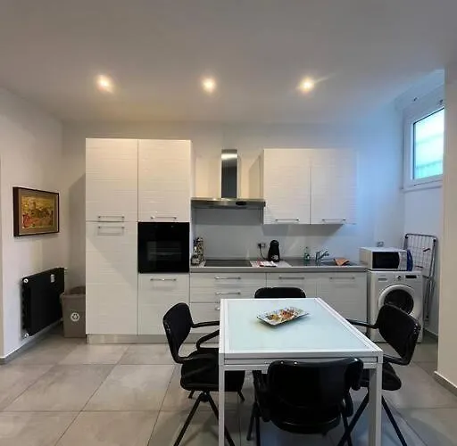 Savona Discrit Cozy Apartamento *
