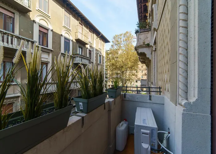 Intrho Vintage Flat