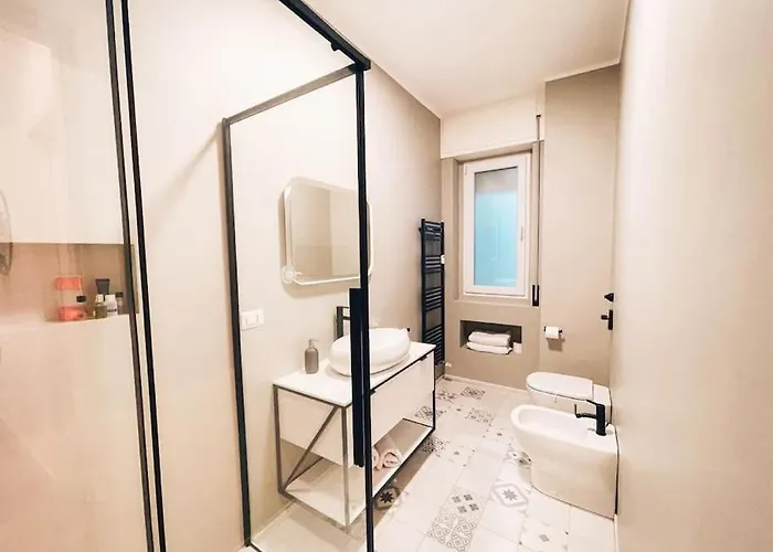 Design Recently Renovated Apartament Mediolan