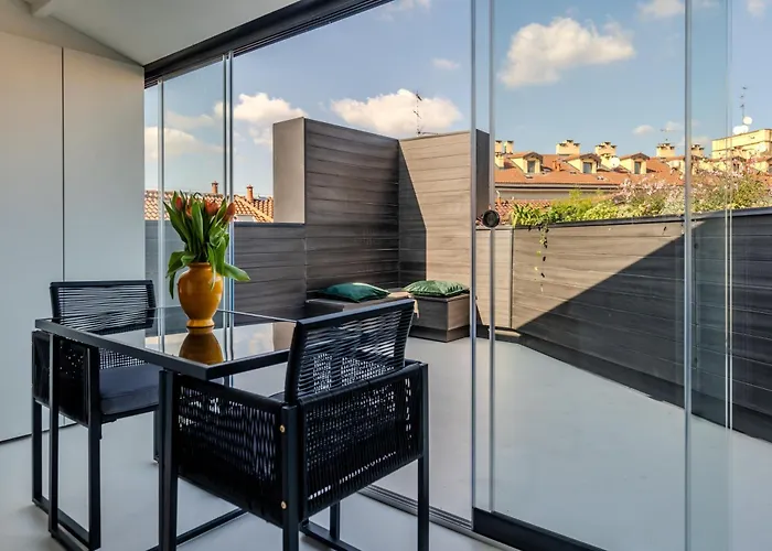 Navigli - Design With Private Terrace Апартаменты