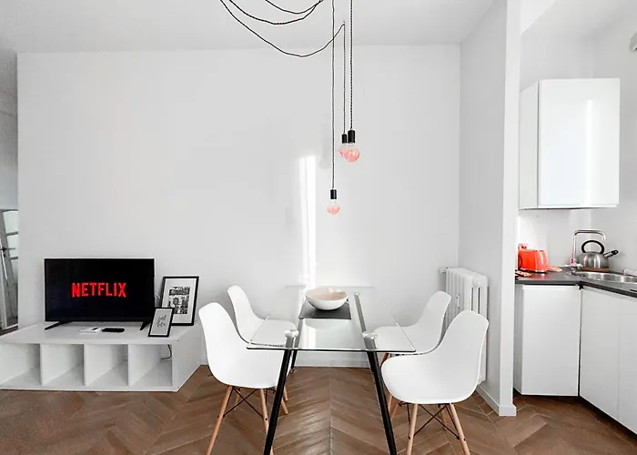 Moderno Bilocale Vicino A Fondazione Prada Milan