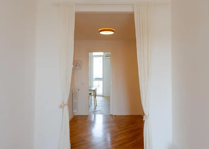 Casa Soperga, Corso Buenos Aires, Loreto, Apartmán Milán