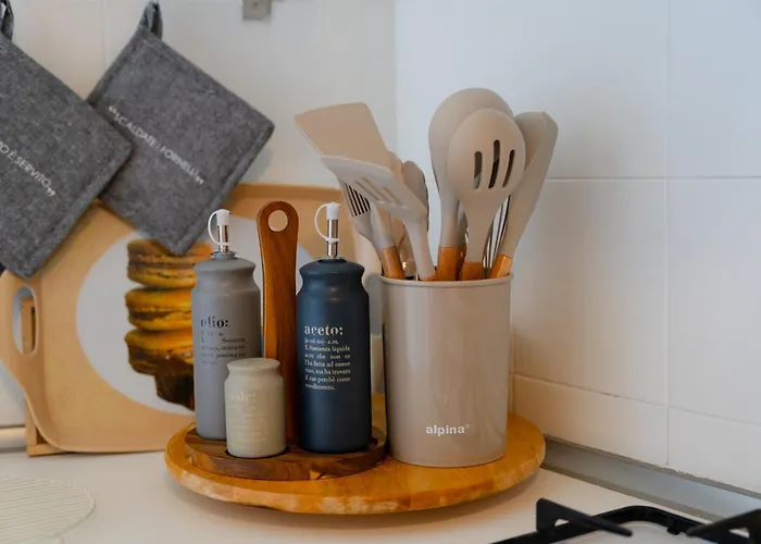 Casa Soperga, Corso Buenos Aires, Loreto, *