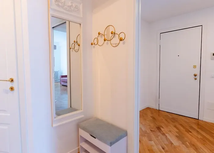 Casa Soperga, Corso Buenos Aires, Loreto, Apartmán