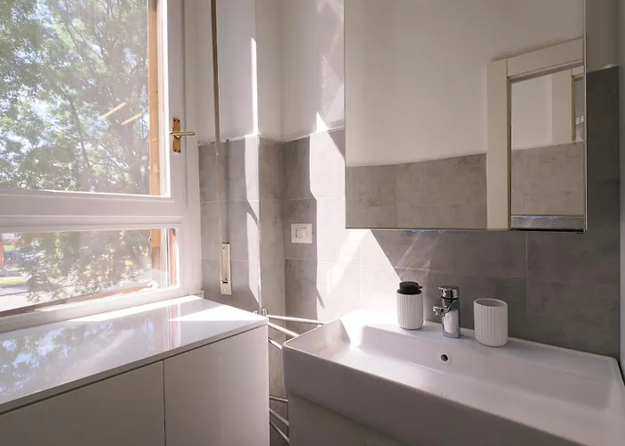 Boutique Design - Subway 300 Meters 15 Mins From Brera