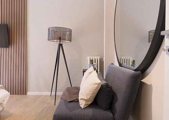 Boutique Design - Subway 300 Meters 15 Mins From Brera Apartment