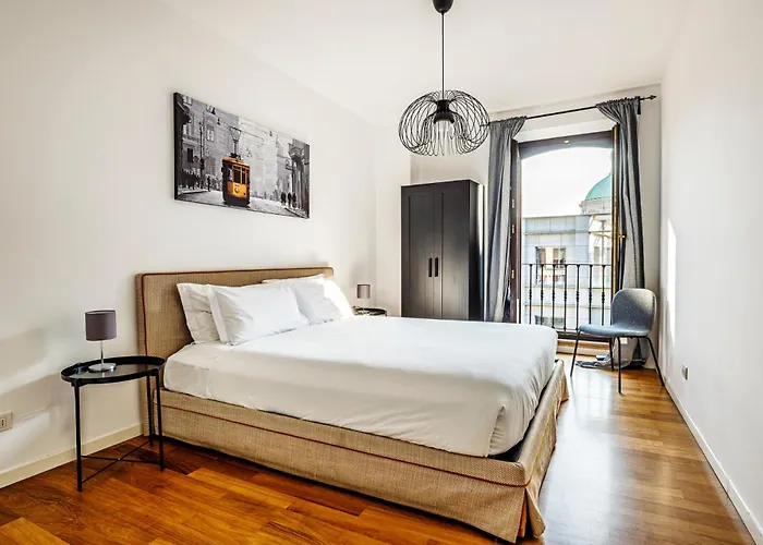 Elegant 2 Bedrooms Near Duomo * 米兰