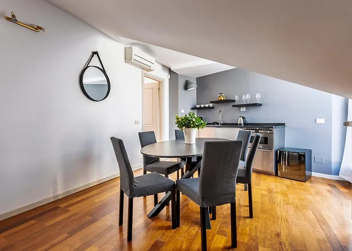 公寓 Elegant 2 Bedrooms Near Duomo 米兰