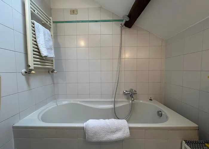 Casa Tiare, Artsy Zona Brera Moscova *