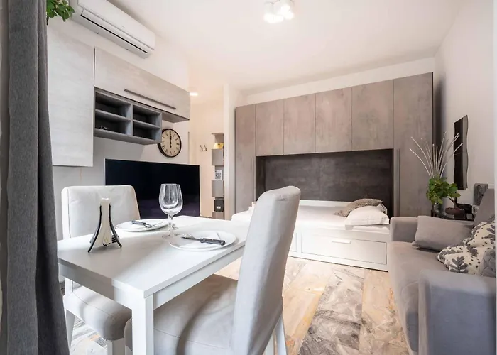 Lejlighed 12 Centro Parking Free Milano