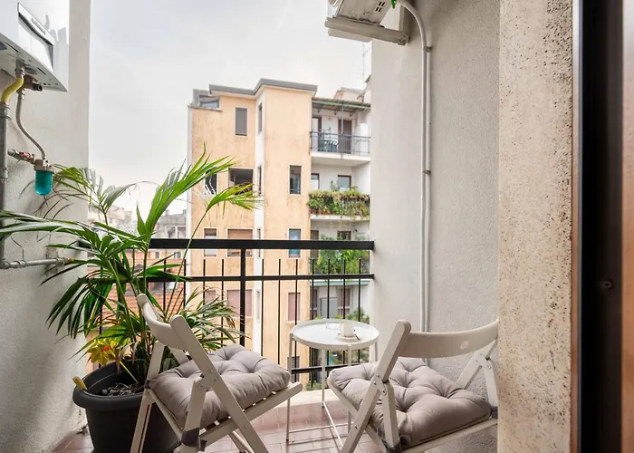 12 Centro Parking Free