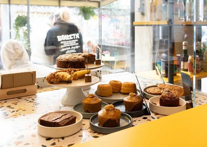 12 Centro Parking Free