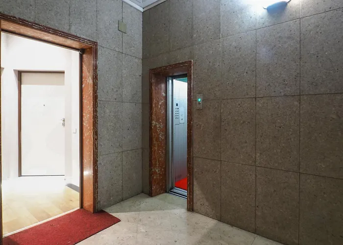 Contempora - Visconti Di Modrone Appartement