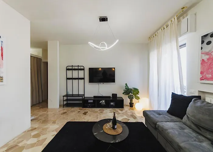 شقة Luminoso In Porta Venezia ميلان