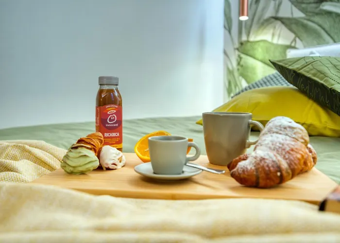 Near The Duomo, Mini Navigli * Milan