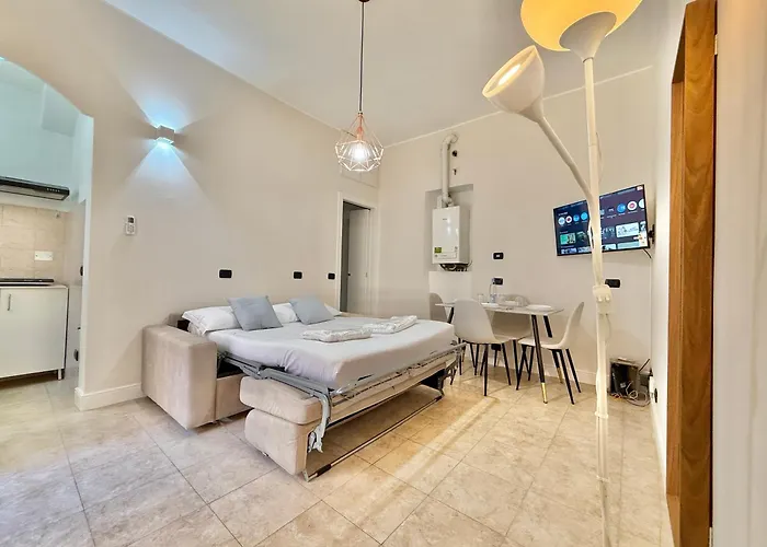 20 Off Garibaldi Eleganza Apartament