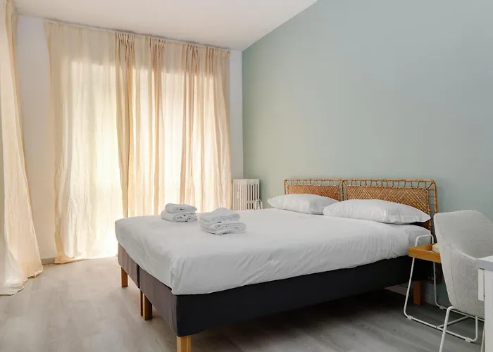 Joivy Charming 2br Flat Near Citylife Daire *