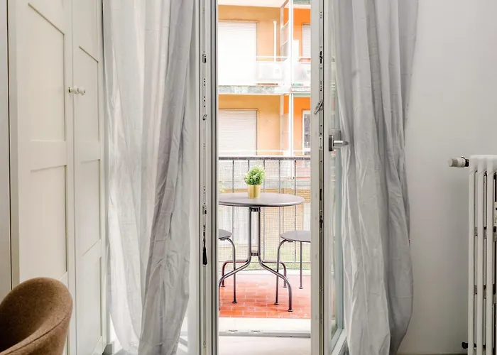 Joivy Charming 2br Flat Near Citylife