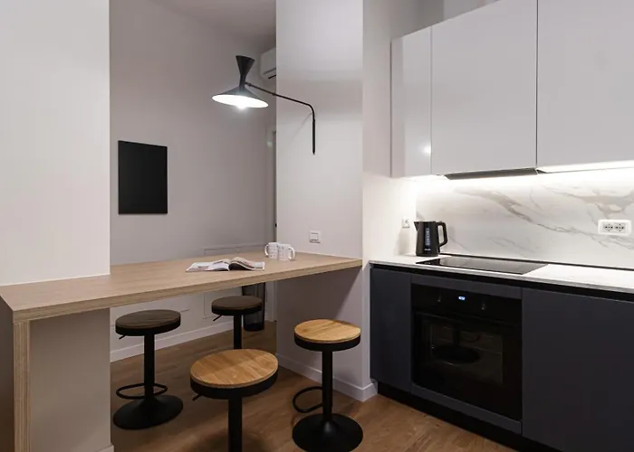 Italianway Collection - Cola Montano 29 B Milánó