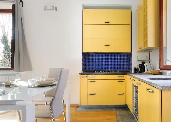 Navigli Tradizionale Con Giardino