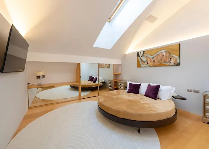 Lägenhet Piscina Interna Privata E A *