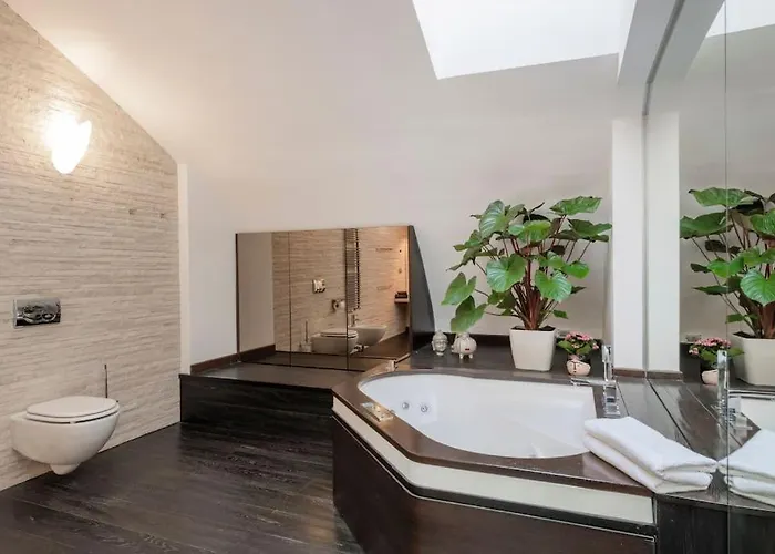 Piscina Interna Privata E A