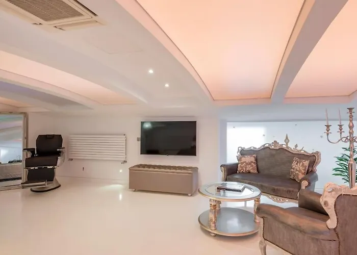 Piscina Interna Privata E A Milano