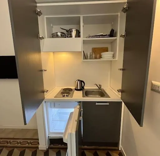 Дом отдыха 2br 2ba Ultra-fast Wifi Steps To Metro Милан