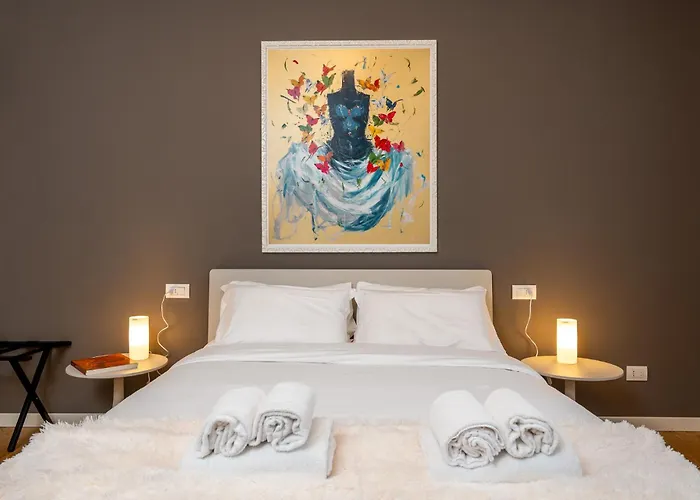 Luxurious & Spacious Flats In Duomo Apartamento Milán