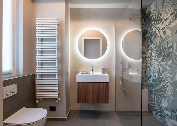 Luxurious & Spacious Flats In Duomo