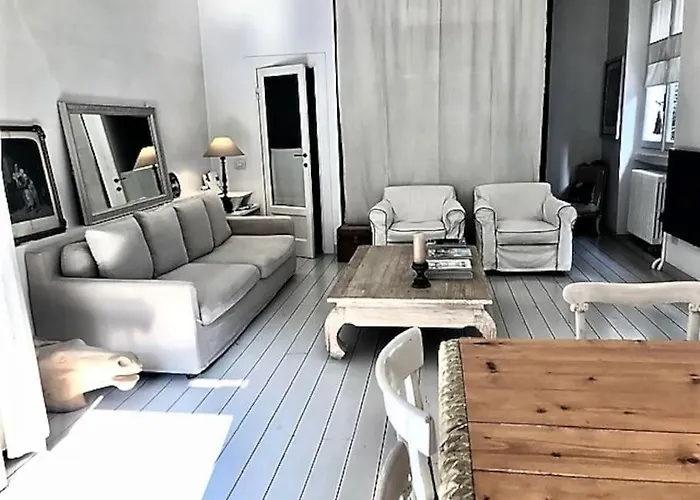 Stylish Courtyard Loft Citylife *