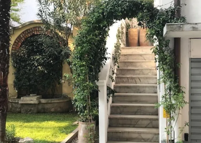 Stylish Courtyard Loft Citylife בית נופש מילאנו