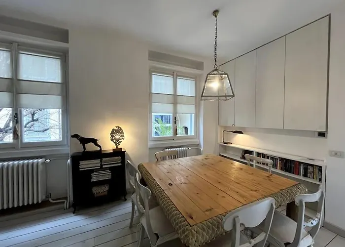 בית נופש Stylish Courtyard Loft Citylife