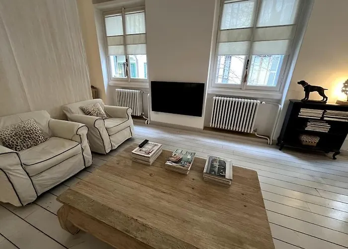 Stylish Courtyard Loft Citylife בית נופש מילאנו