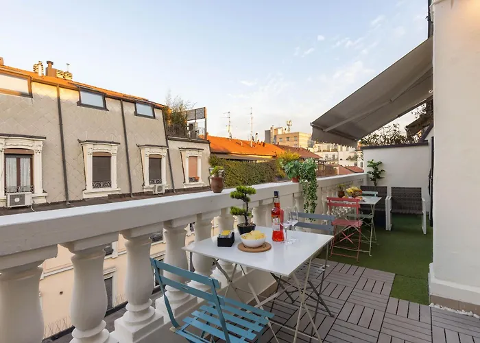 Life Elegant Penthouse With Terrace, Wi-fi Netflix, Subway 5 Min - Very Convenient Location