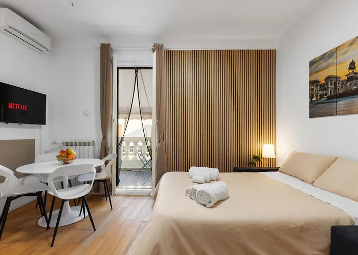 Life Elegant Penthouse With Terrace, Wi-fi Netflix, Subway 5 Min - Very Convenient Location 밀라노