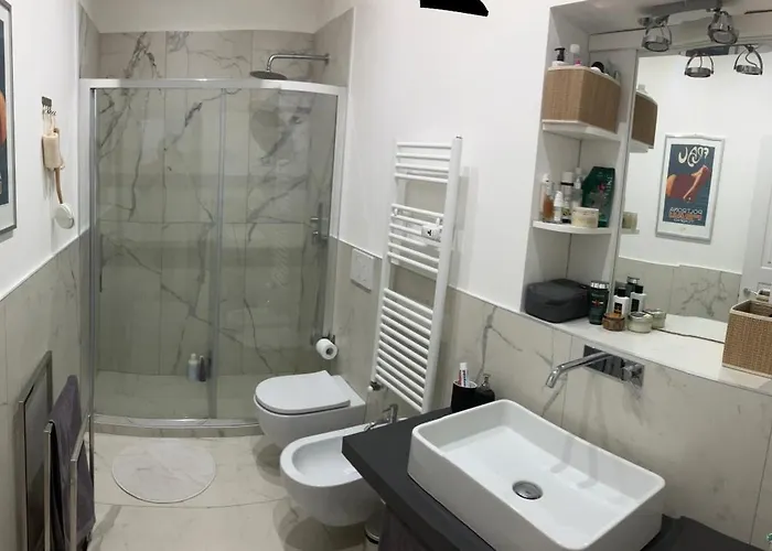 A Due Passi Da Stazione