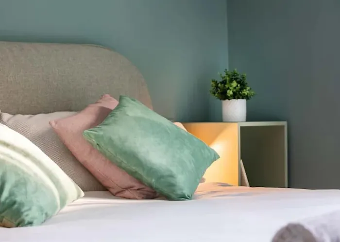 A Few Steps From The Duomo I Design I Free Wifi *