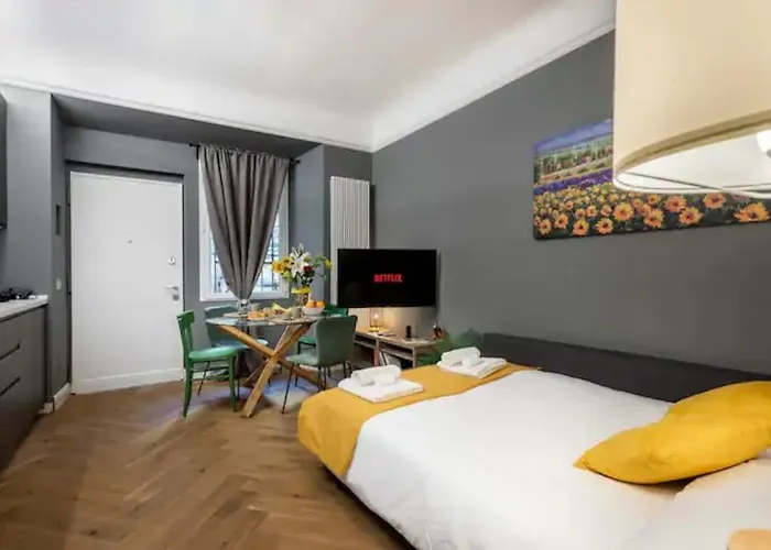 A Few Steps From The Duomo I Design I Free Wifi Milan