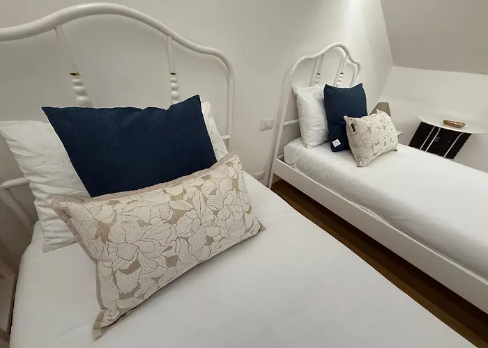 Prázdninový dům Sunny 2br Penthouse Near *